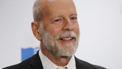 photo taken on November 15, 2017 US actor Bruce Willis arrives for the Library of Congress Gershwin Prize Honoree’s Tribute Concert in Washington, DC. DOMINICK REUTER / AFP