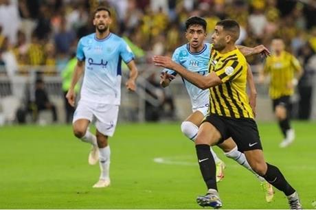 الاتحاد يهزم أبها ويحلق بصدارة الدوري السعودي