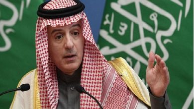 الجبير يستعرض سبل تعزيز العلاقات مع وزير التجارة والصناعة بجمهورية بنما