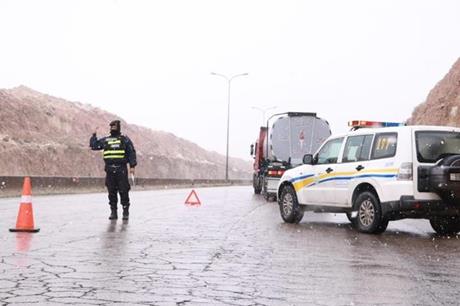 الدوريات الخارجية: الطرق سالكة ولا عوائق مع أمطار متوسطة