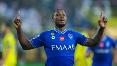 النيجيري إيجالو يؤجل مفاوضات التجديد مع الهلال السعودي