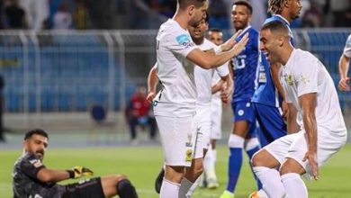 الهلال يهدي النصر قبلة الحياة بتعادل قاتل مع الاتحاد