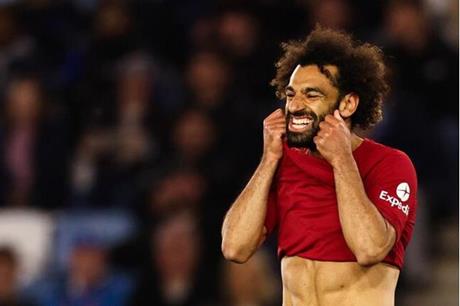 محمد صلاح يطيح برقم أسطورة يونايتد