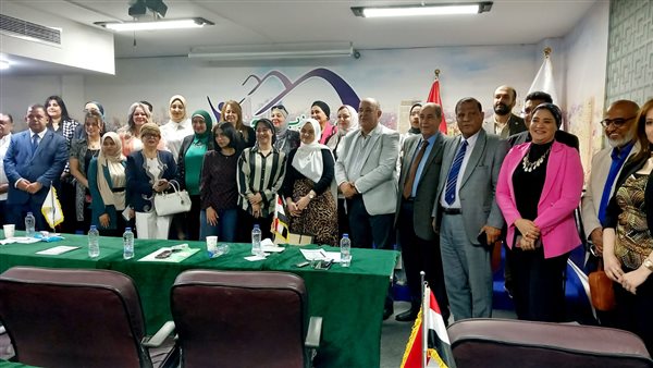 يطالب بنقل الوصاية للأم.. ويجب إنصاف الأمهات