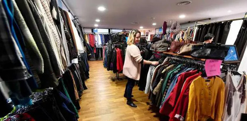 600 جنيه للقطعة.. ارتفاع جنوني لأسعار ملابس النساء بوسط البلد قرب العيد