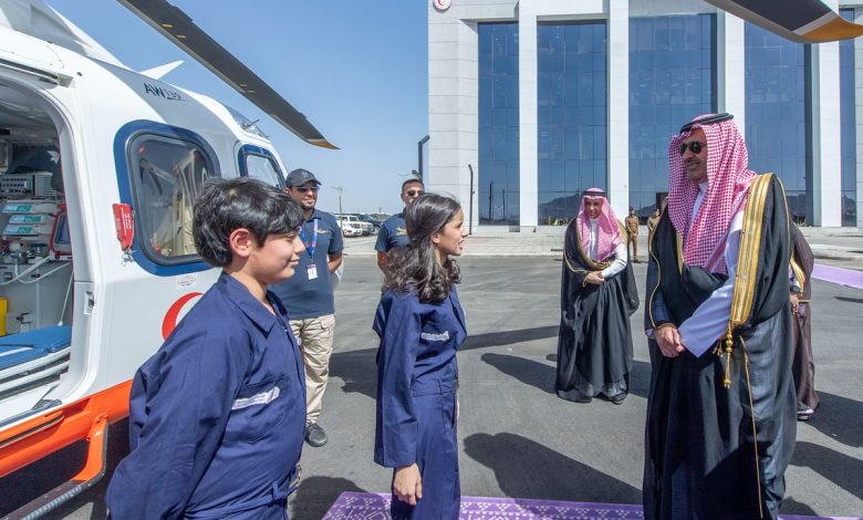 أمير المدينة المنورة يدشن مشروع الإسعاف الجوي لهيئة الهلال الأحمر