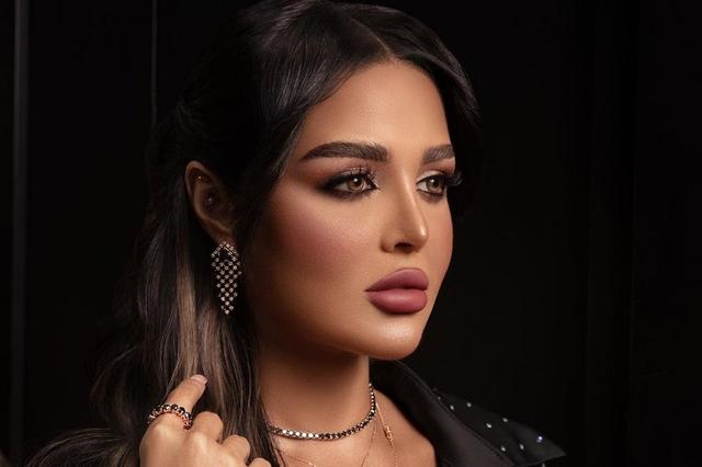 إتبعي هذه النصائح لشعر كثيف ولامع مثل مدونة الجمال مريم محمد