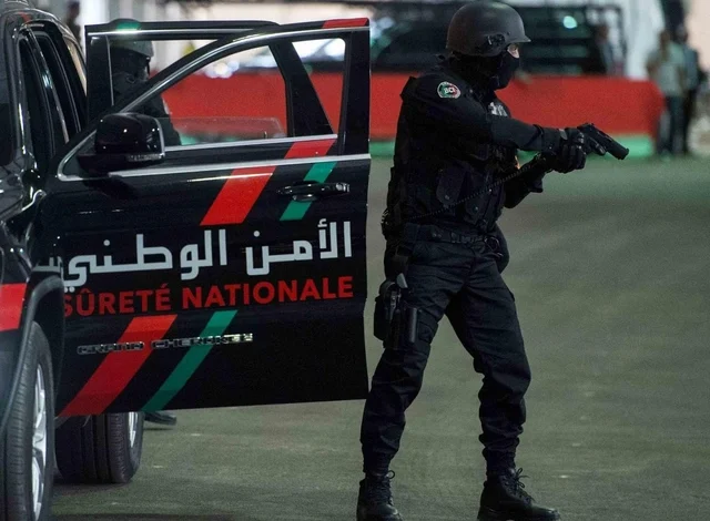 إصابة جانح برصاصة خلال إيقافه متلبسا بسرقة شخصين في مراكش