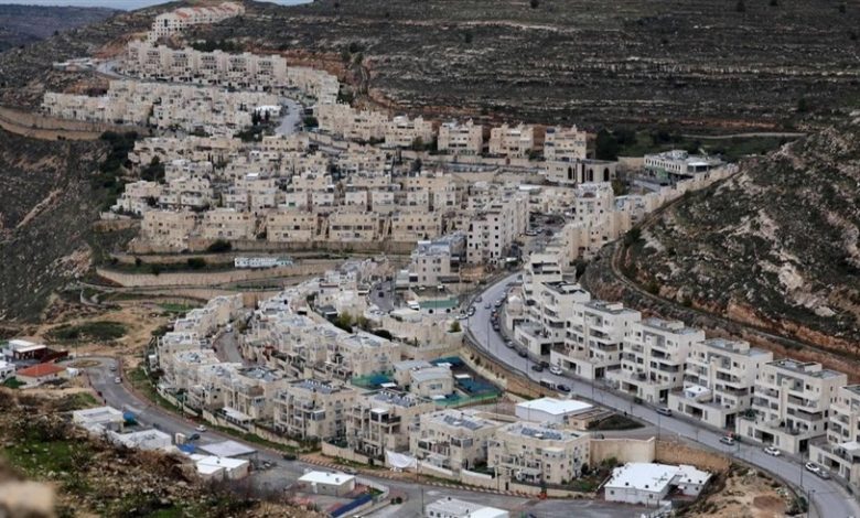 الاستيطان في الضفة الغربية.. حومش تهدد بنسف حل الدولتين