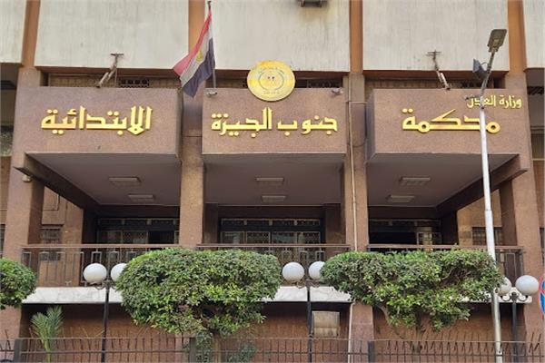 التحقيق في مقتل طفل بجرح ذبحي أثناء قيادة توكتوك بأبو النمرس