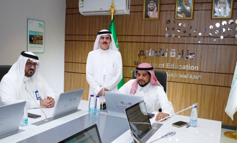 تعليم الحدود الشمالية يعتمد نقل 926 معلمًا ومعلمة في حركة النقل الداخلي -