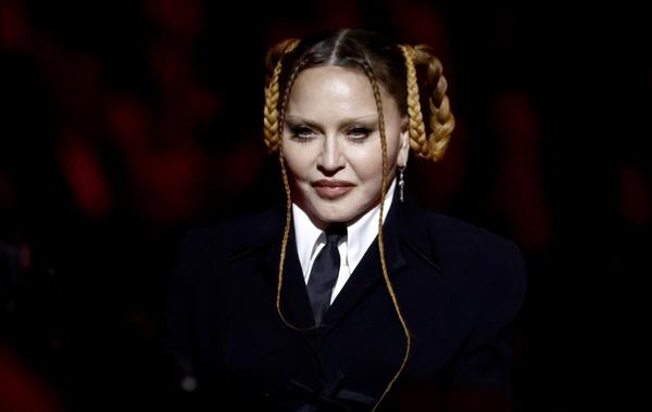 مادونا Madonna في حفل الغرامي (مصدر الصورة: Frazer Harrison / GETTY IMAGES NORTH AMERICA / Getty Images via AFP)