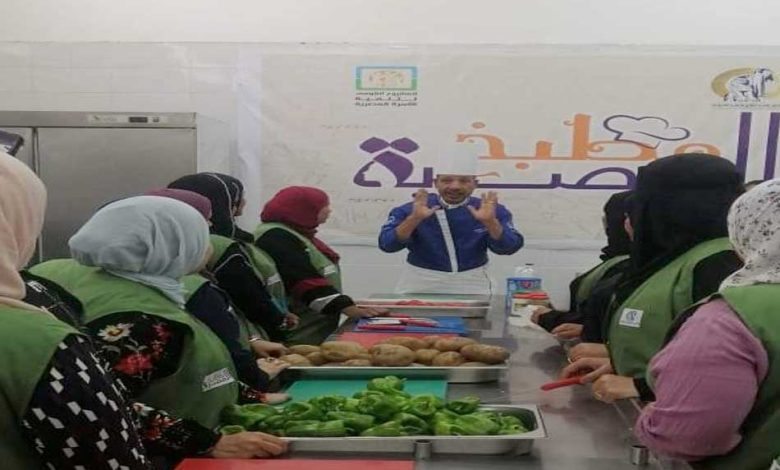 مشاركة سيدات القصير في ثامن أيام مبادرة مطبخ المصرية بالبحر الأحمر