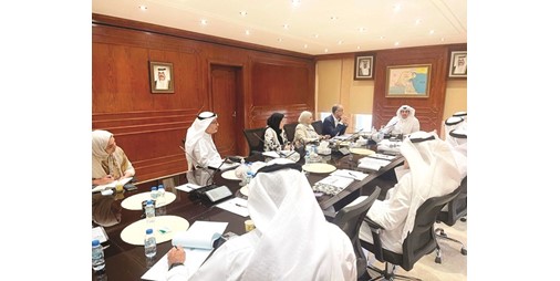 وزير الإعلام اطلع على أعمال إستراتيجية المجلس الوطني