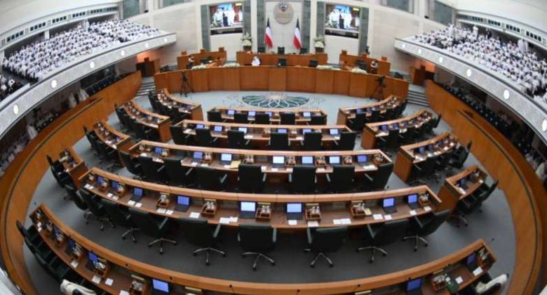 أنباء عن توافق حكومي - نيابي على بقاء رسم الترشيح للانتخابات 50 ديناراً