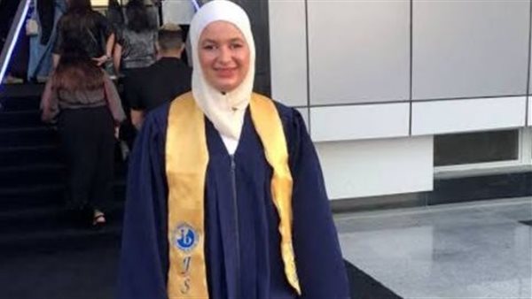 أول طالبة كفيفة تحصل على البكالوريا الدولية تروي رحلة نجاحها