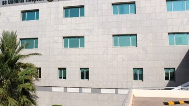 استخراج حصوة مرجانية من كلية مريض بمستشفى الرس