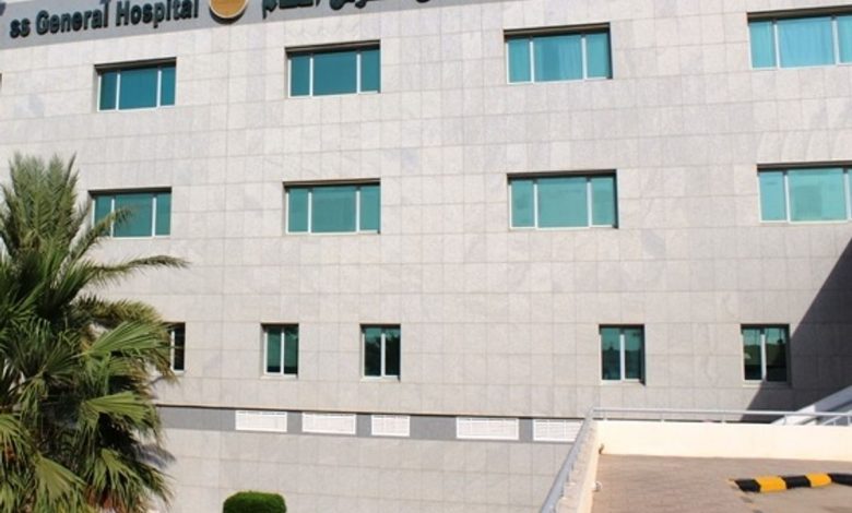 استخراج حصوة مرجانية من كلية مريض بمستشفى الرس