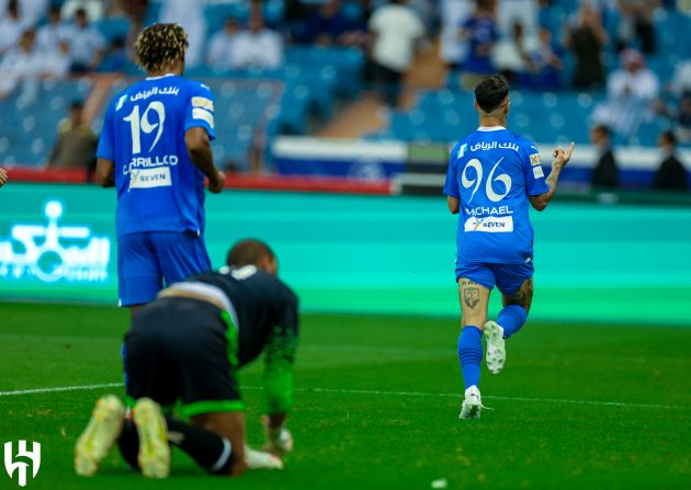 الهلال يفوز وديا على الكويت الكويتي