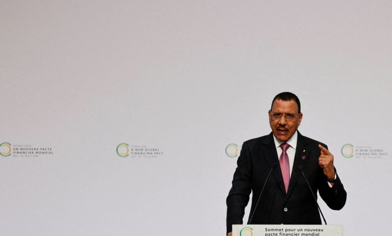 واشنطن ترهن المساعدات الأميركية للنيجر بـ«الحفاظ على الديموقراطيّة»