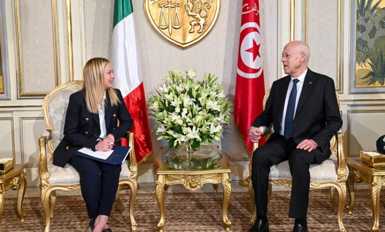 وفد أوروبي إلى تونس من أجل اتفاق «الشراكة الشاملة»... وحل أزمة الهجرة