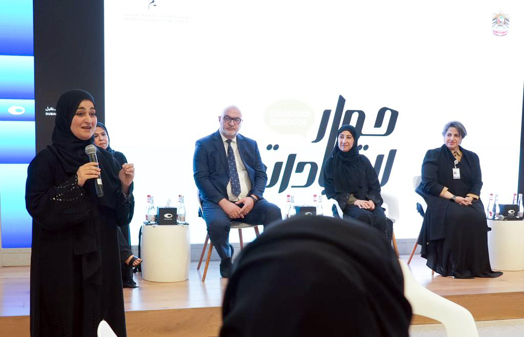 الإمارات للتعليم المدرسي تنظم أسبوع التدريب التخصصي
