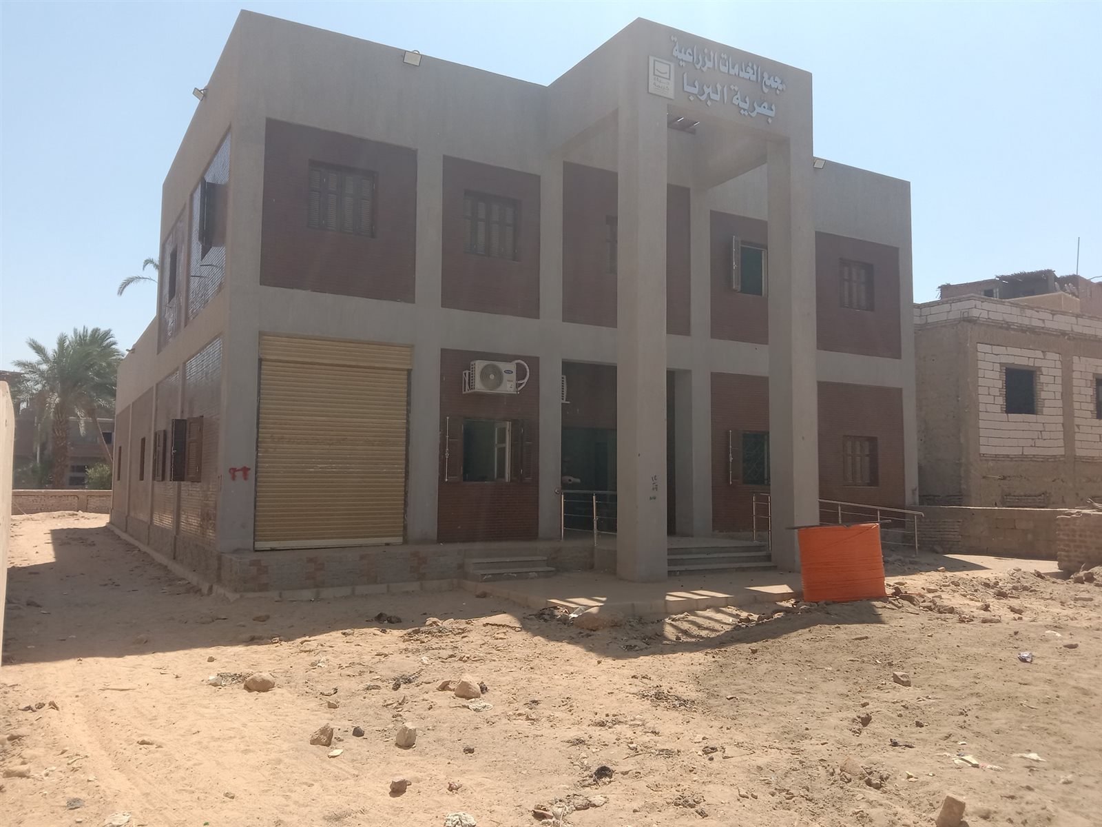 رئيس مركز ومدينة صدفا بتفقد مشروعات جارية في مبادرة حياة كريمة بالبربا