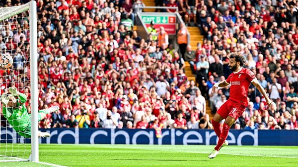 أول رد فعل من جيرارد بعد تحطيم محمد صلاح رقمه فى ليفربول.. صورة