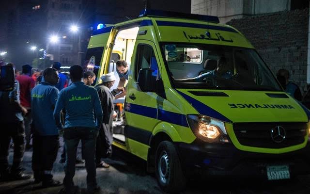 إصابة 6 أشخاص في حادث انقلاب ميكروباص بأكتوبر