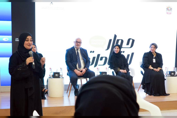 الإمارات للتعليم المدرسي تنظم أسبوع التدريب التخصصي