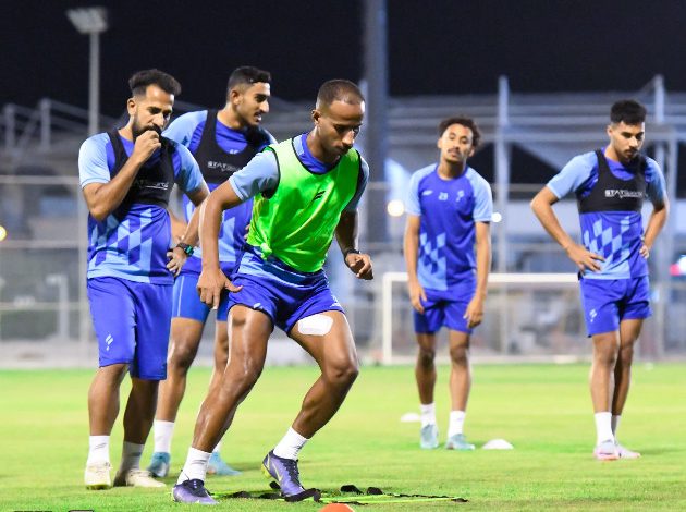الفتح يرفع وتيرة الإعداد لمواجهة ضمك ويغادر الى ابها
