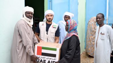 الفريق الإنساني الإماراتي يواصل توزيع السلال الغذائية في أمدجراس التشادية