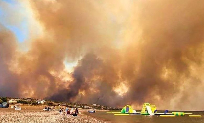 اليونان .. القبض على 79 متهمًا بالتسبب في الحرائق