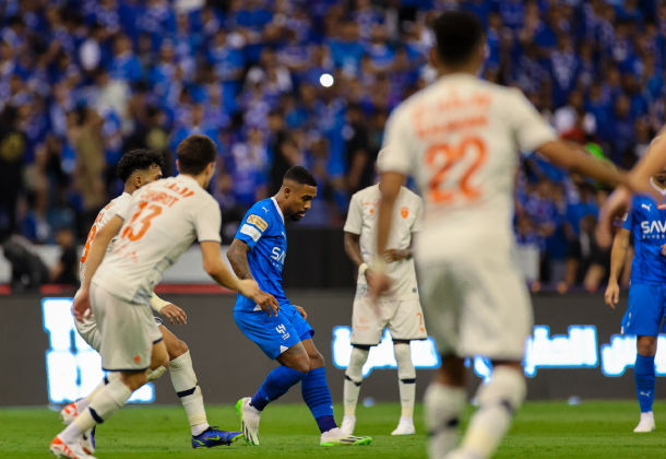 الدوري السعودي - الهلال ضد الفيحاء