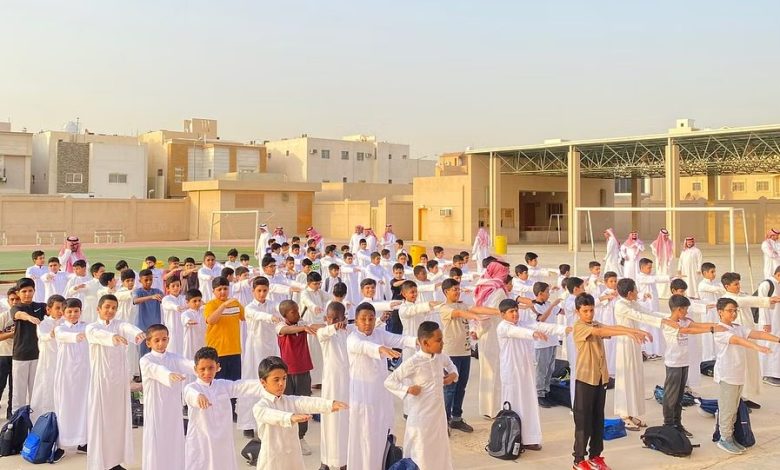توضيح مهم من التعليم بشأن تغيب الطالب 20 يوماً منفصلة أو متصلة