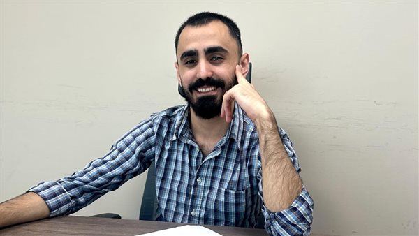 عمار أسعد يشارك فى معرض الكتاب بكتابه الجديد "هوس التريند"