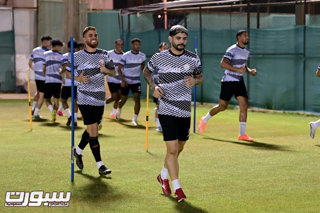 محاضرة فيديو ومناورة تجهز الشباب لمواجهة النصر