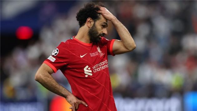 محمد صلاح يحسم موقفه من العروض السعودية