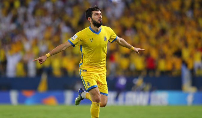 هل يضمه الأهلي مجانًا؟.. النصر السعودي يفسخ عقد الأوزباكي ماشاريبوف