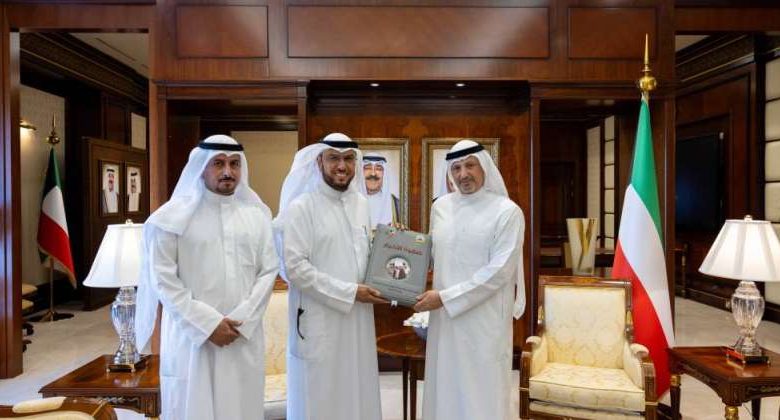 وزير الخارجية: تضحيات الشهداء خالدة ستظل في أفئدة ووجدان كل الكويتيين