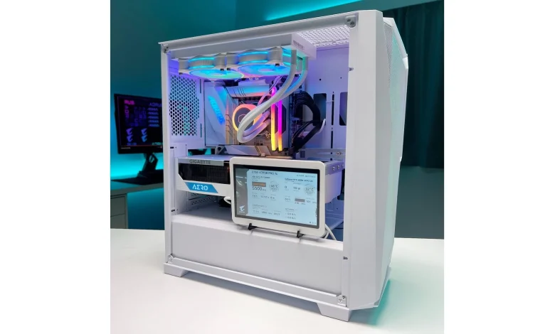 GIGABYTE تكشف عن لوحتين باللون الأبيض الأنيق لدعم معالجات الجيل التالي
