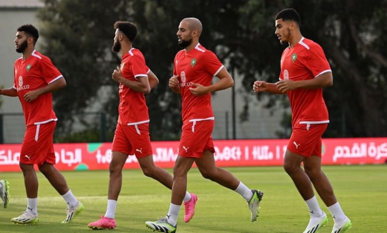 "الأسود" يواصلون الاستعداد لمباراة ليبيريا