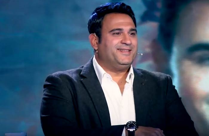 أكرم حسني: المسرح كان حلمي منذ الطفولة.. وأحضر لعمل درامي رمضان المقبل