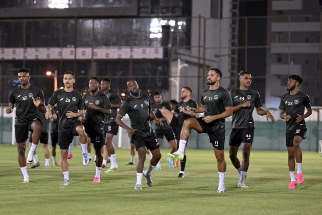 الشباب بقيادة براون أمام الهلال