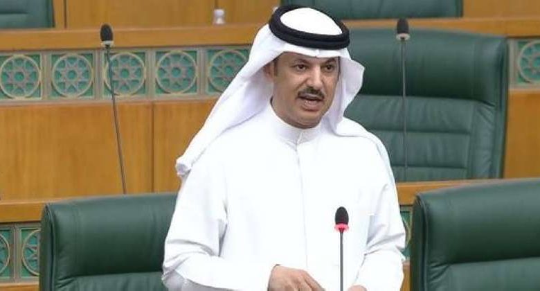 بن جامع: إجازة لمرافق المريض لا تحسب من رصيده