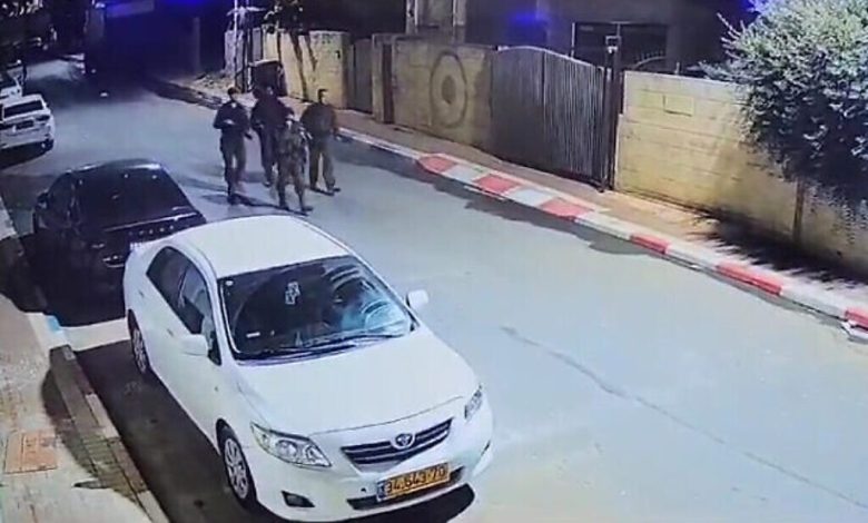 جنود إسرائيليون يدخلون كفر قاسم بخلاف للأنظمة ويشتبكون مع السكان المحليين؛ إصابة 5 أشخاص