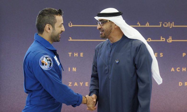 رئيس الدولة: سلطان النيادي نموذج مشرف وملهم لشباب الإمارات والعرب
