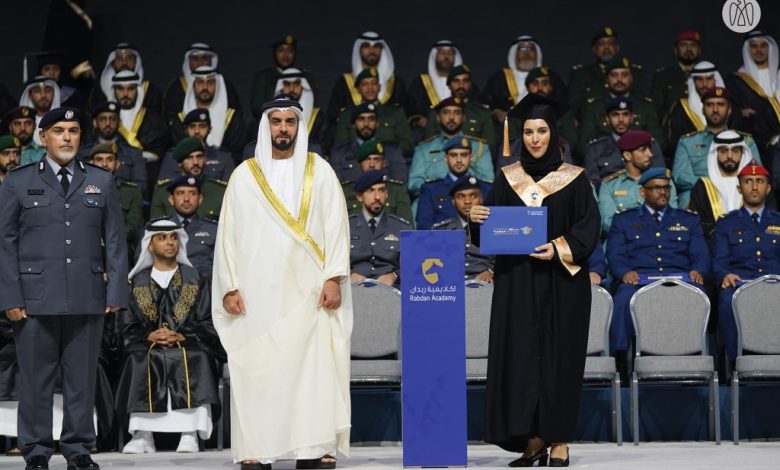 سيف بن زايد يشهد حفل تخريج أكاديمية ربدان