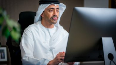 عبدالله بن زايد: عودة سلطان النيادي .. إنجاز استثنائي في عالم الفضاء