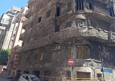 محافظ الإسكندرية يوجه بالتعامل مع انهيار سور عقار بشارع المعسكر الروماني